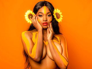 Internet webcam xxx F-r-e-e on the web internet room group